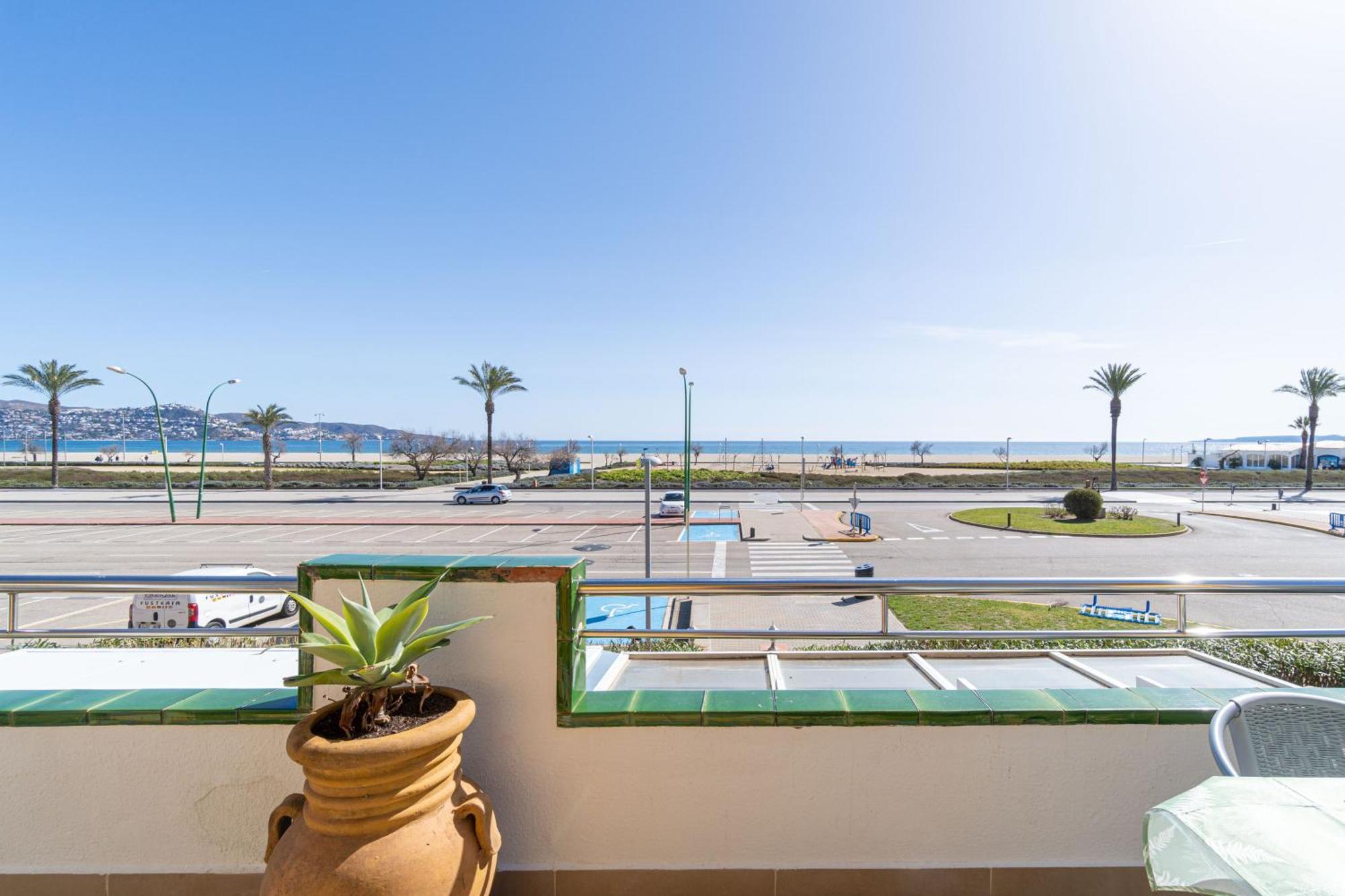 1013 Apartamento Vista Mar Con 2 Habitaciones By Homeselectspain Ampuriabrava Exterior foto